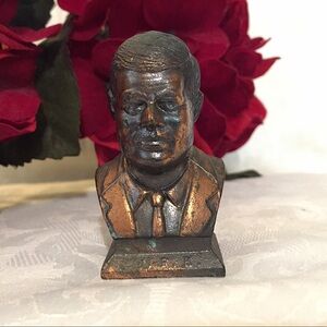 🇺🇸Vintage Miniature JFK Bronze Bust🇺🇸